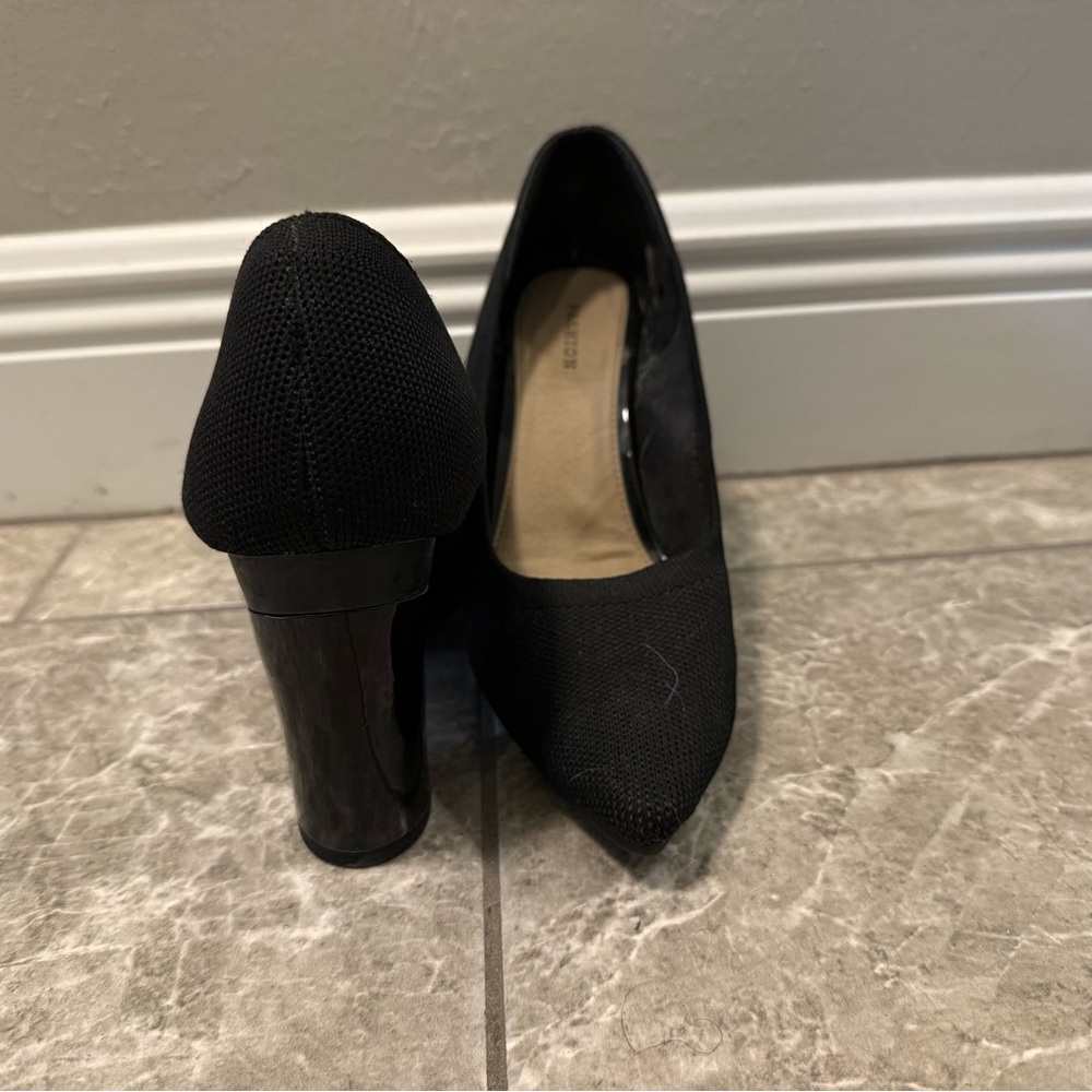 Pashion Coal Knit Pumps